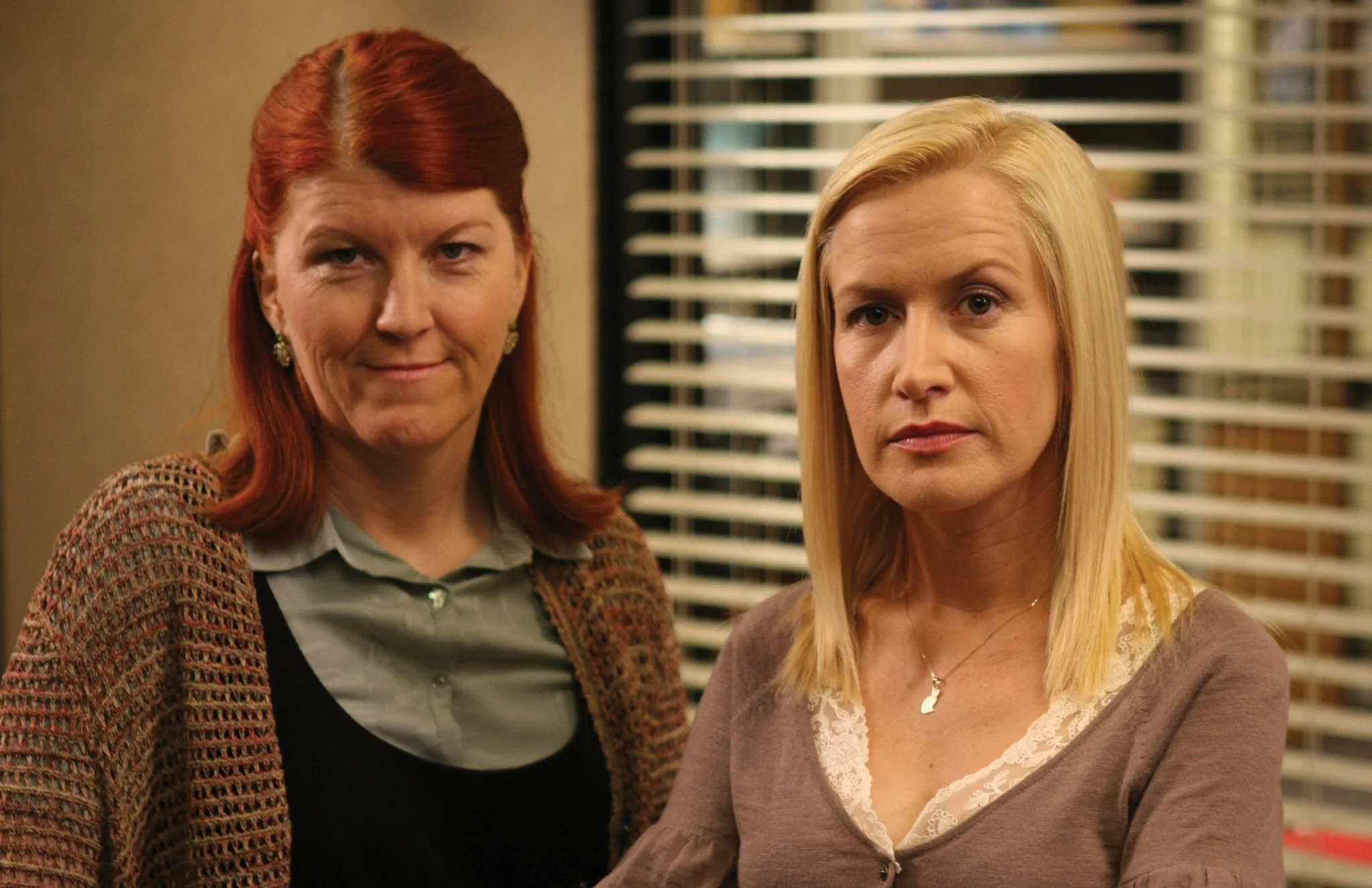 Angela Kinsey: Autograph Signing on Mini Posters, June 30 - Image 8