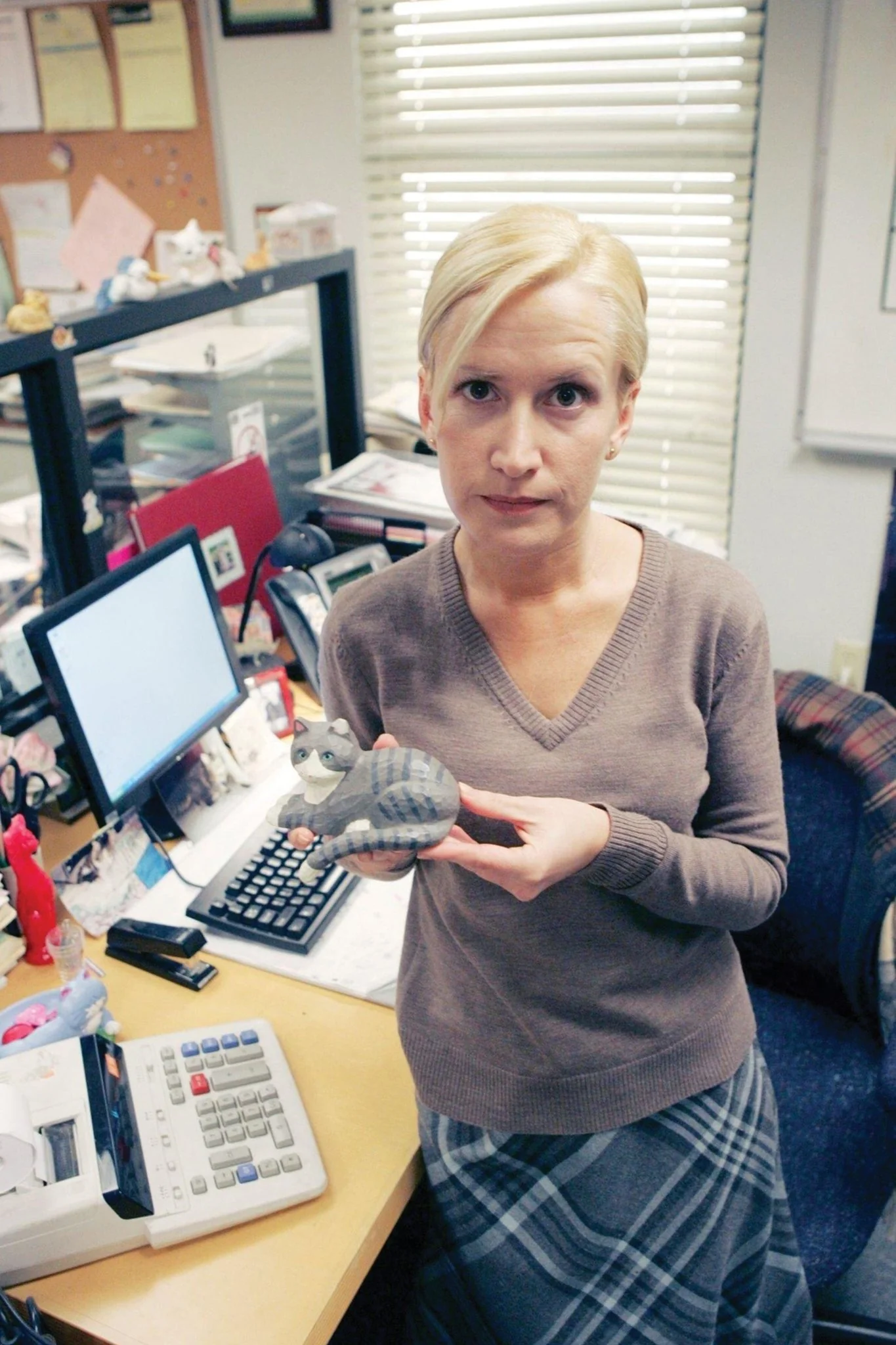 Angela Kinsey: Autograph Signing on Photos, June 30 - Image 8