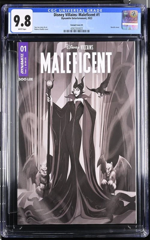 Disney Villains Maleficent #1 1:10 Puebla B&W Variant CGC Universal 9.8 - Image 4