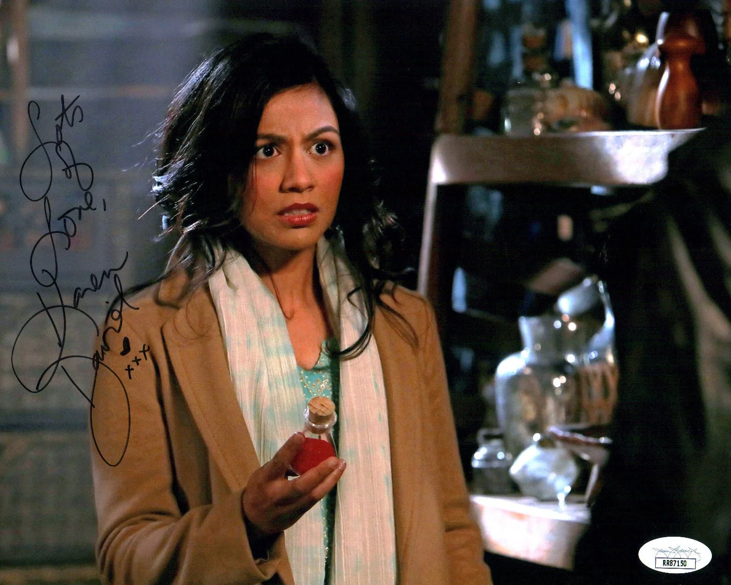 Karen David Once Upon A Time 8x10 Photo Signed JSA Certified Autograph - Image 2