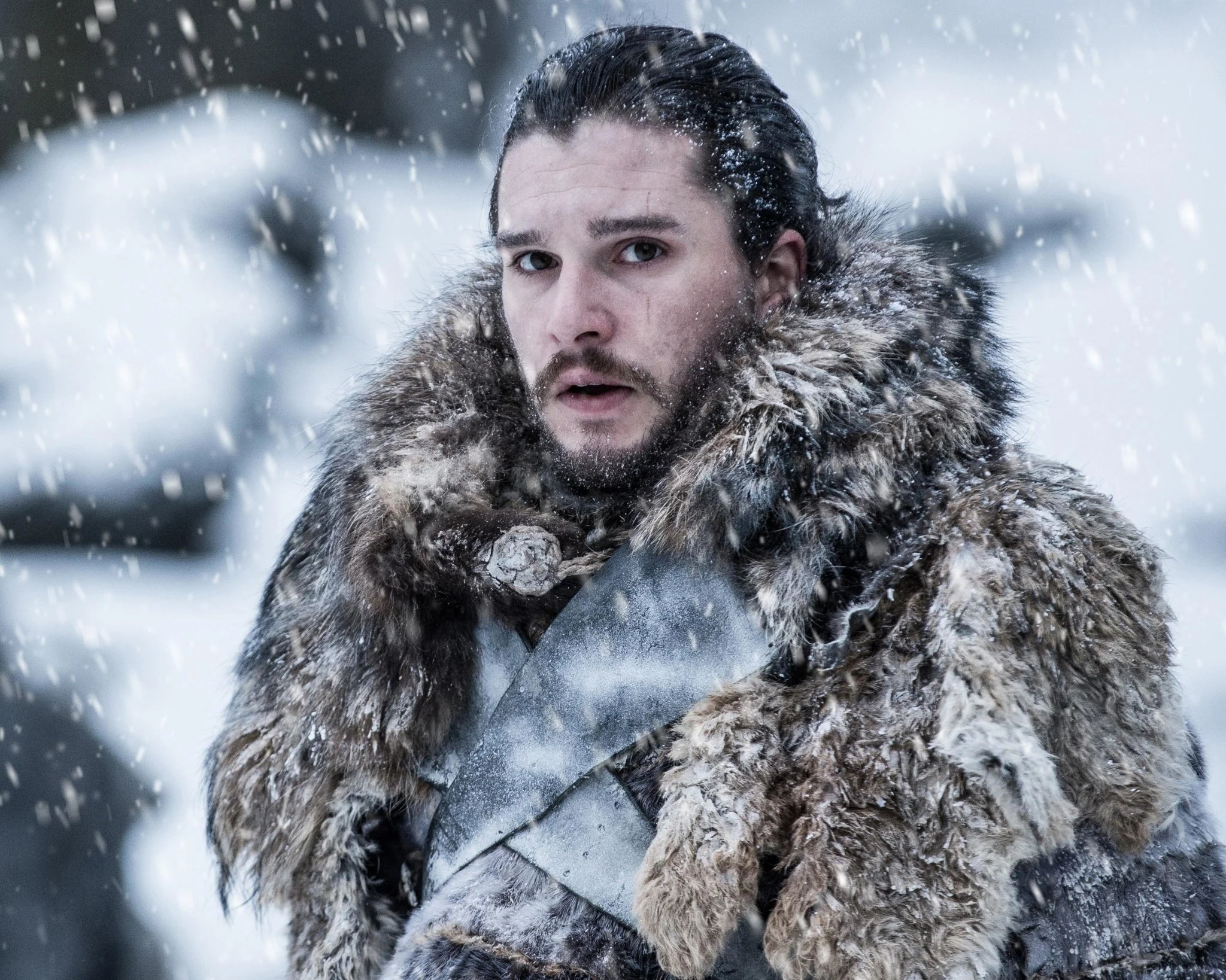 Kit Harington: Autograph Signing on Photos, May 11 - Image 6