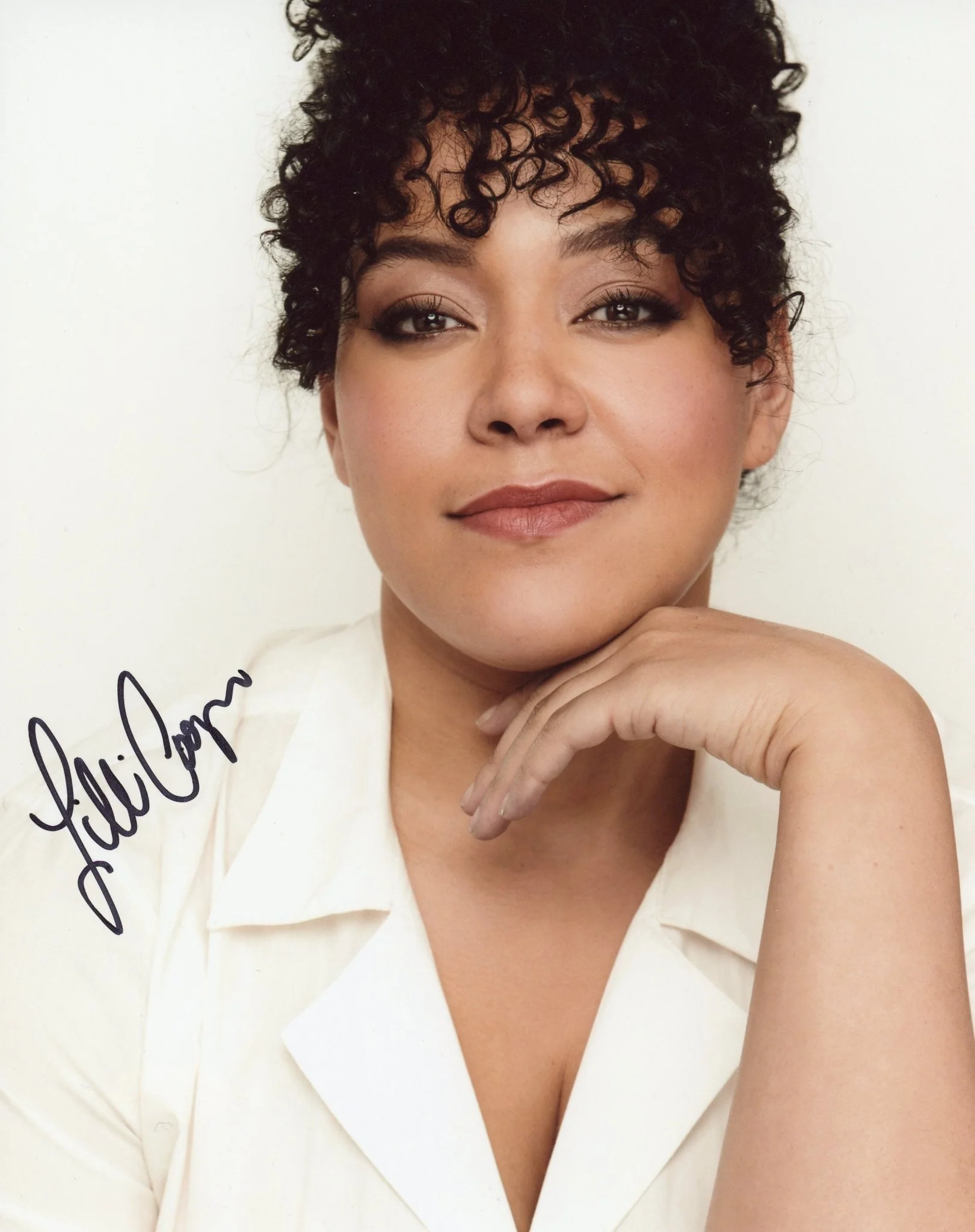 Lilli Cooper Headshot 8x10 Photo Signed JSA Certified Autograph - Image 2