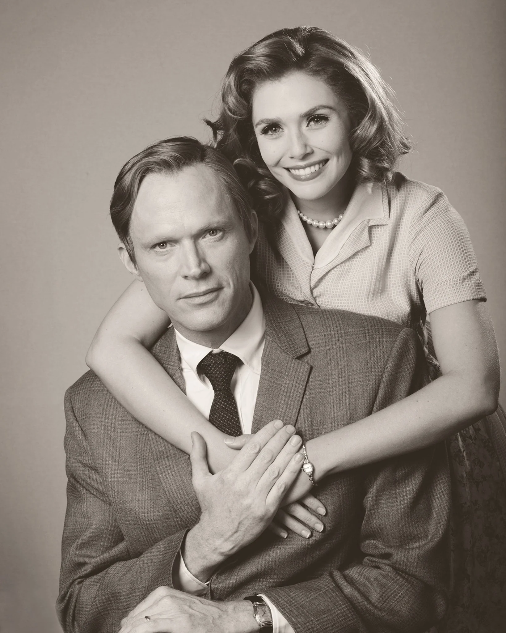 Paul Bettany: Autograph Signing on Photos, May 14 - Image 9