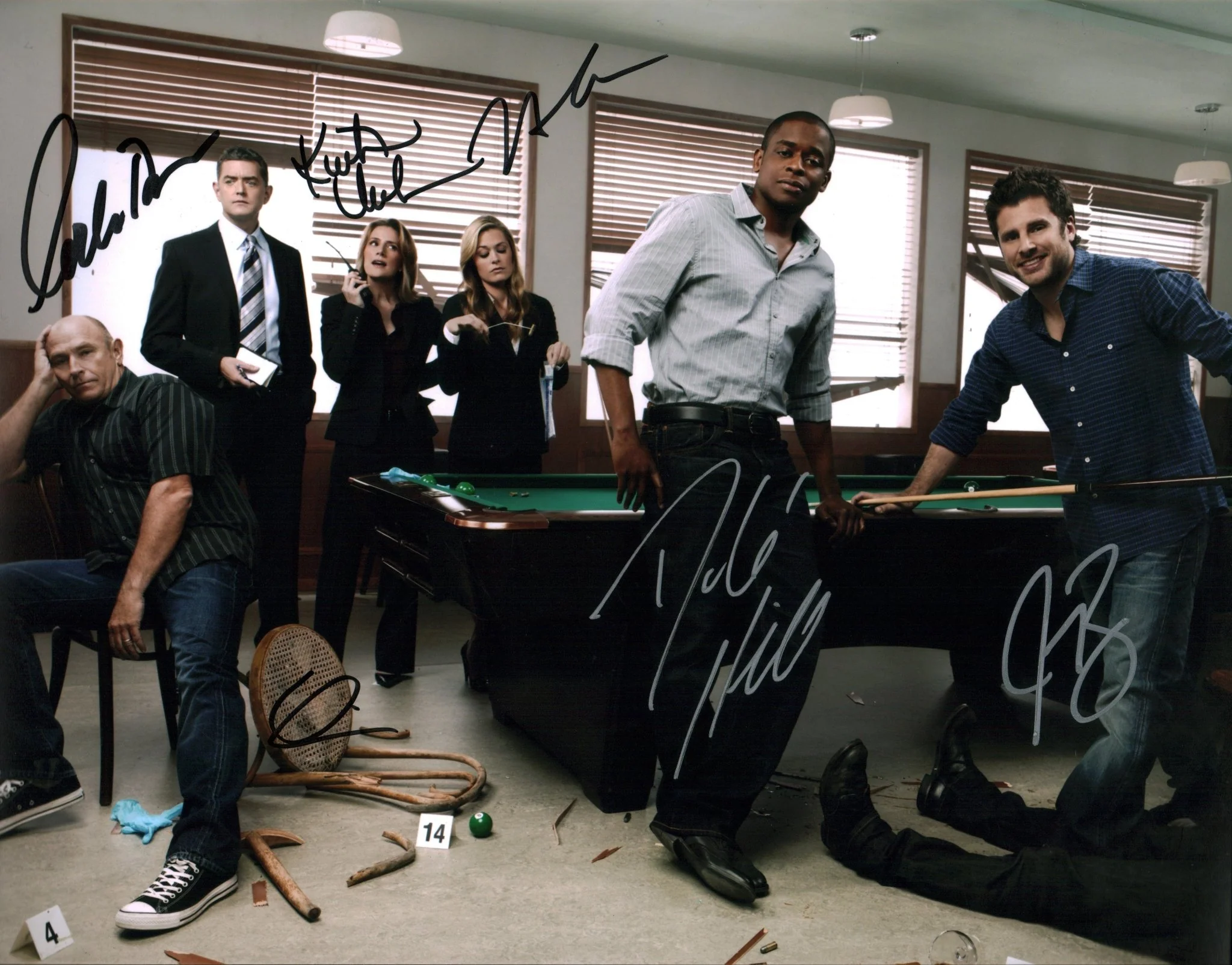 Psych 11x14 Photo Poster Cast x6 Signed Bernsen, Hill, Lawson, Nelson, Omundson, Rodriguez JSA Certified Autograph - Image 2