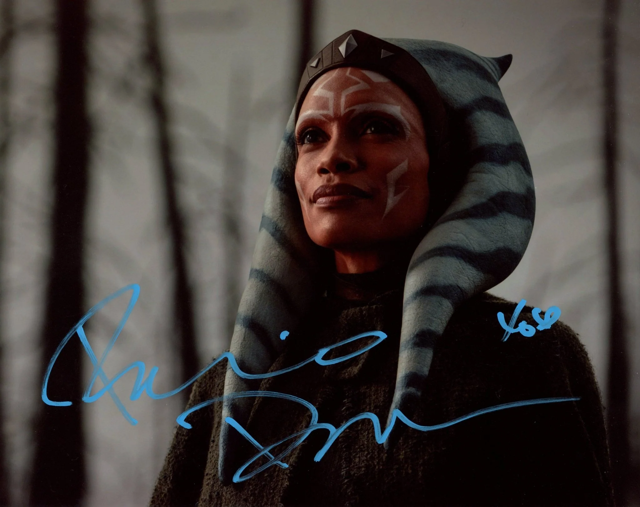 Rosario Dawson Star Wars Ahsoka 8x10 Signed Photo JSA Certified Autograph - Image 2