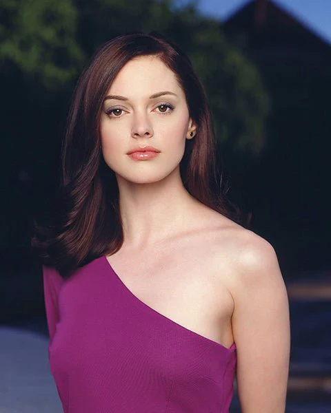 Rose McGowan: Autograph Signing on Photos, June 30th - Image 2