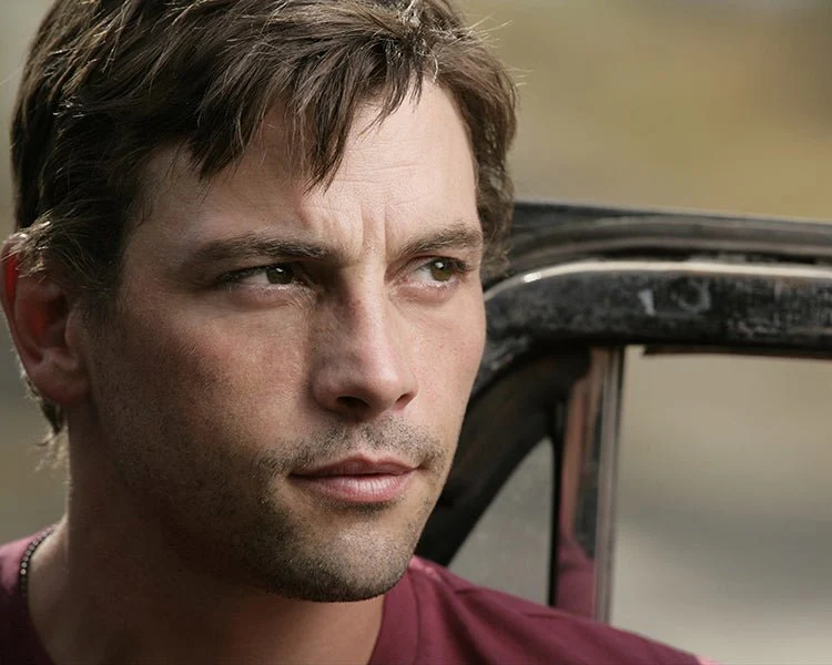 Skeet Ulrich: Autograph Signing on Photos, June 30th - Image 11