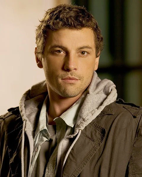 Skeet Ulrich: Autograph Signing on Photos, June 30th - Image 13