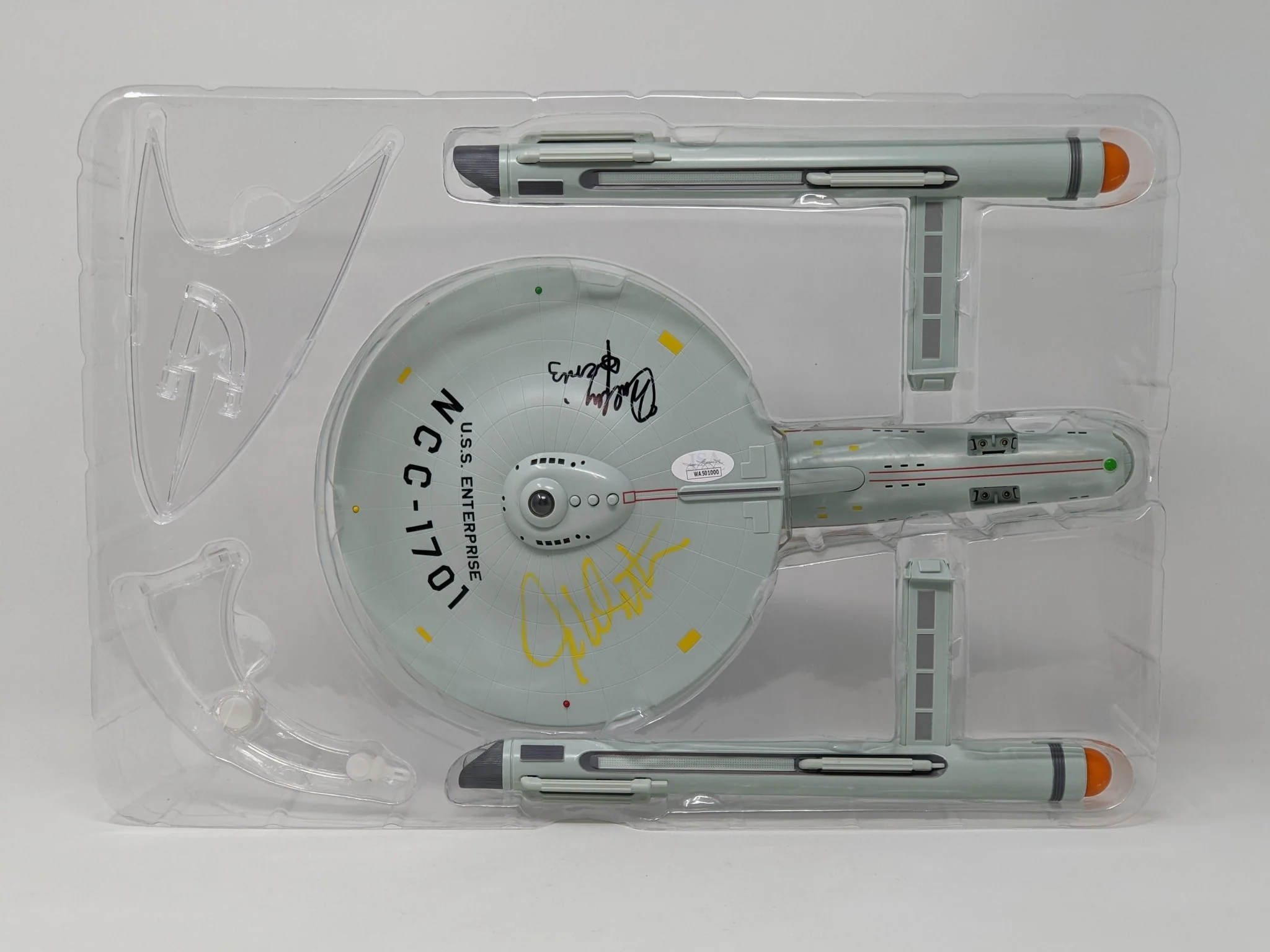 Star Trek USS Enterprise Playmates Model NCC-1701 x2 Signed Koenig Shatner JSA Certified Autograph - Image 112