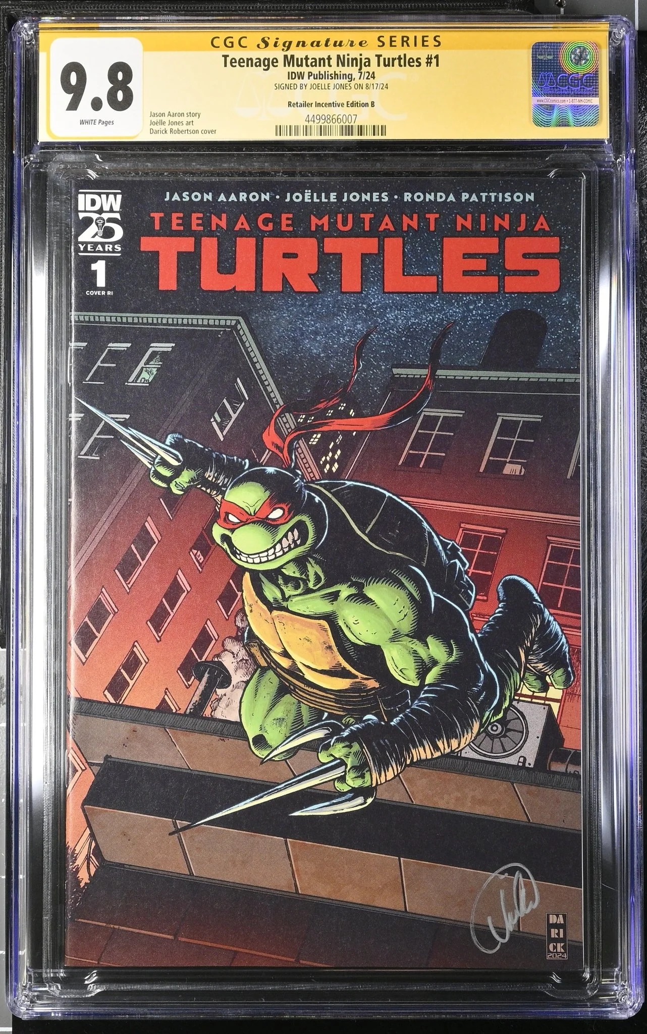 Teenage Mutant Ninja Turtles #1 Retailer Incentive Edition B CGC Signature Series 9.8 Signed by Joelle Jones - Image 3