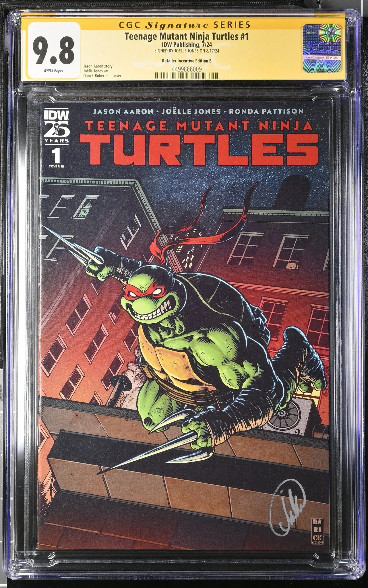 Teenage Mutant Ninja Turtles #1 Retailer Incentive Edition B CGC Signature Series 9.8 Signed by Joelle Jones - Image 5